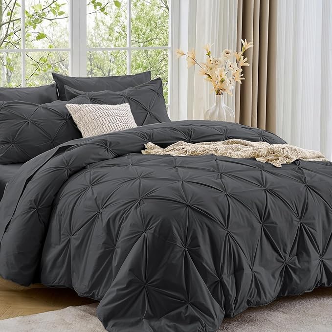 Sasttie Queen Comforter Set, 7-Piece Bed in a Bag, Pintuck Bedding Set by SASTTIE