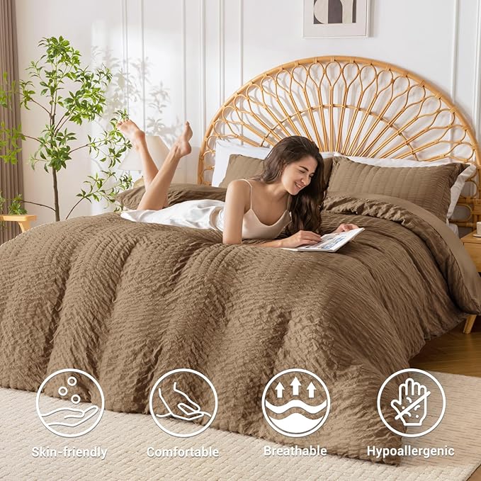 HYMOKEGE Brown Duvet Cover Queen Size, Ultra Soft 3-Piece Seersucker Duvet - Image 2