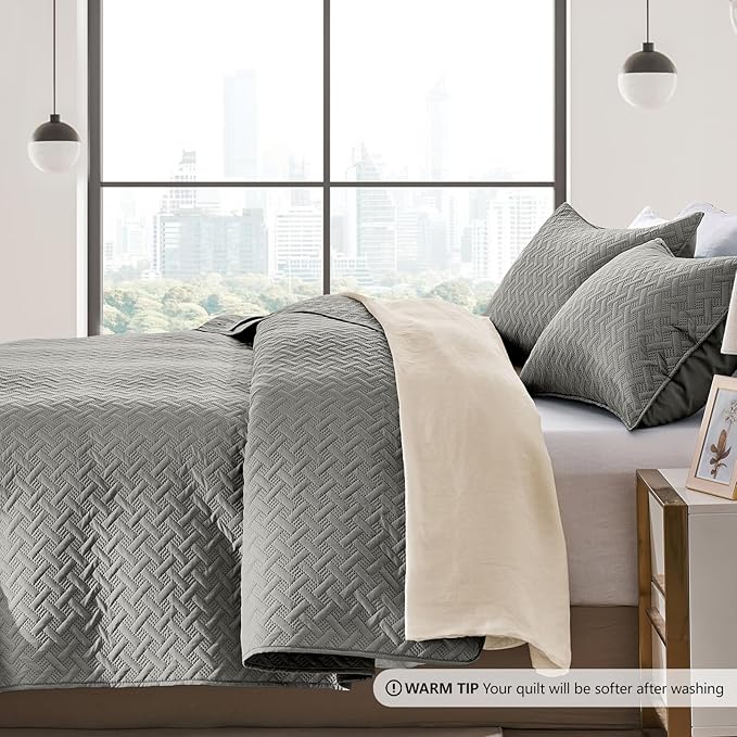 FLYMME Dark Grey King Quilt Bedspreads, 3 Pieces Lightweight Bedding Sets - Image 4