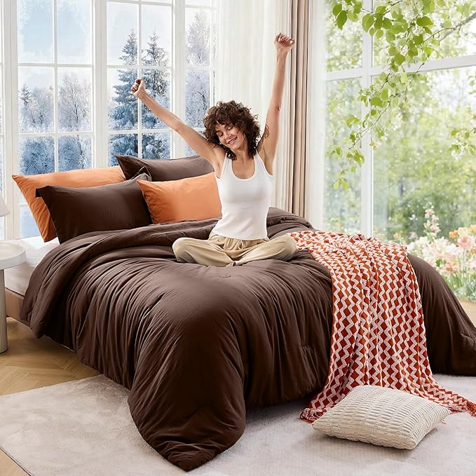 MUXHOMO Queen Comforter Set, All Season Ultra Soft Down Alternative Bedding - Image 4