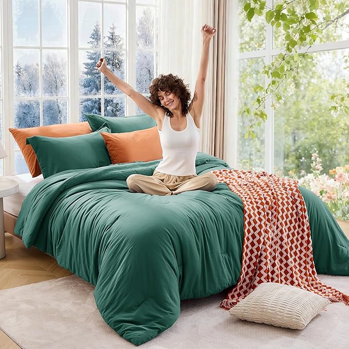 MUXHOMO Full Comforter Sets, All Season Ultra Soft Down Alternative Bedding - Image 4
