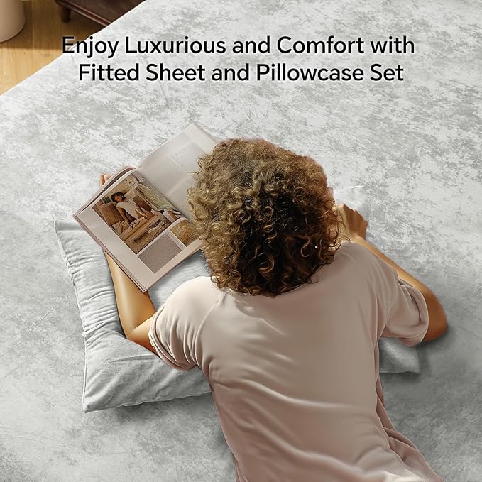 BEDELITE Velvet Fitted Sheet and Pillowcases Set, Luxury Soft Fuzzy Bottom Sheet - Image 2