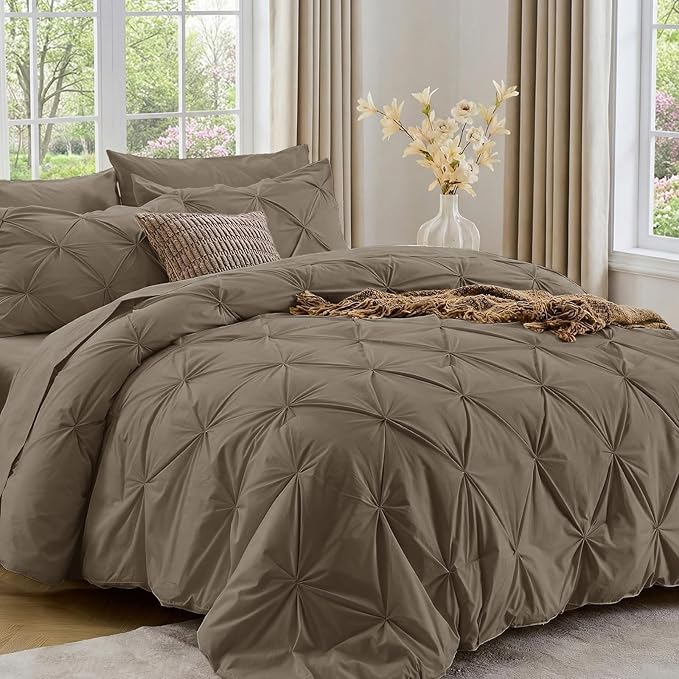 Sasttie Queen Comforter Set, 7-Piece Bed in a Bag, Pintuck Bedding Sets by SASTTIE