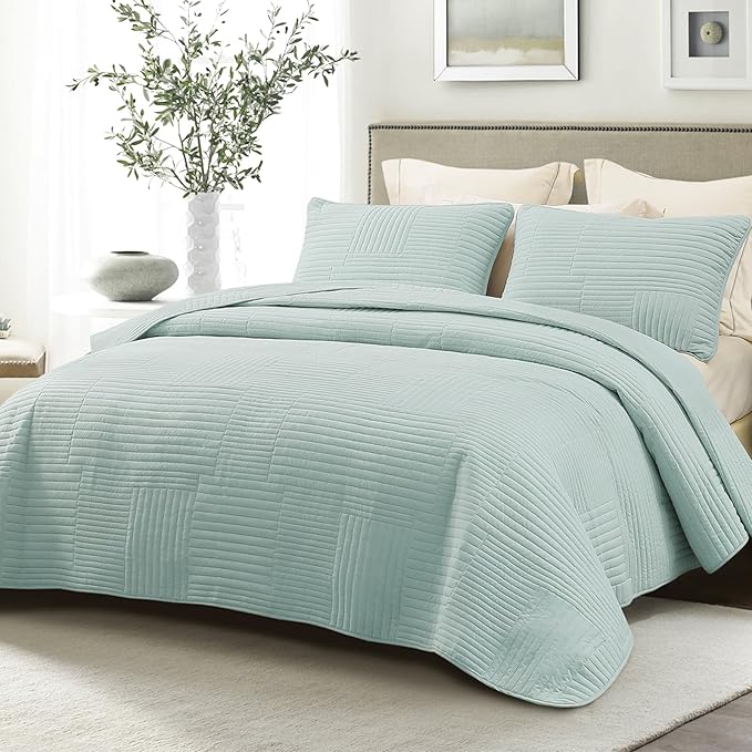 Whale Flotilla Ultra Soft California King Quilt Bedding Set, Lightweight by WHALEFLOTILLA