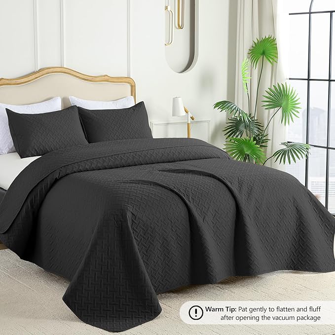 FLYMME Black Twin Quilt Bedding Set Thin Lightweight Bedspreads, Modern Style - Image 2