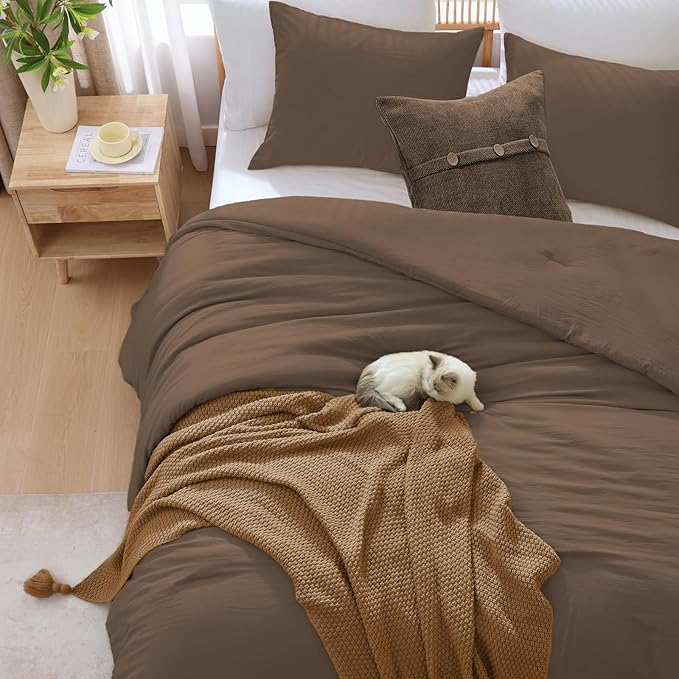 WRENSONGE Full Size Comforter Sets - Image 3