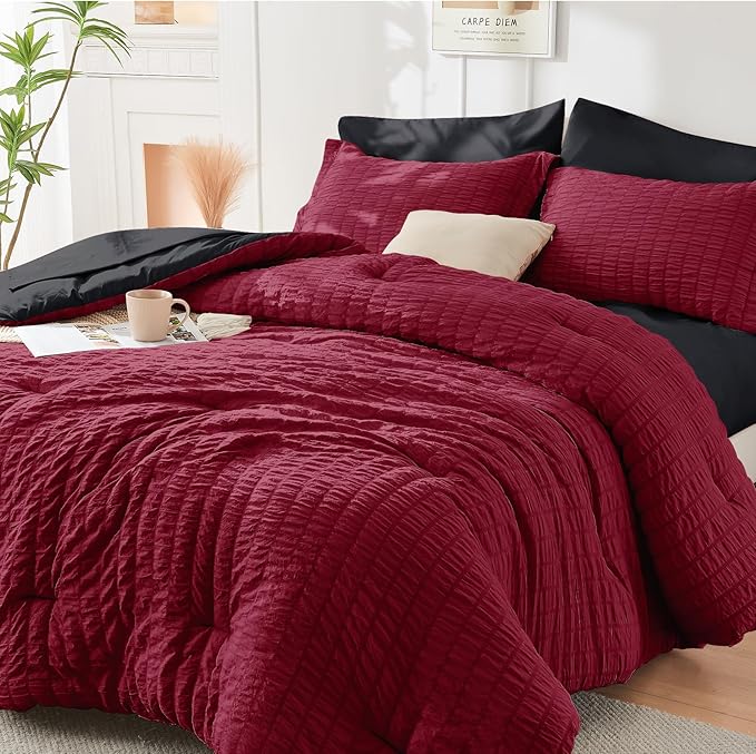 HYMOKEGE Red & Black Queen Comforter Set Seersucker 7 Pieces, All Season Luxury by HYMOKEGE