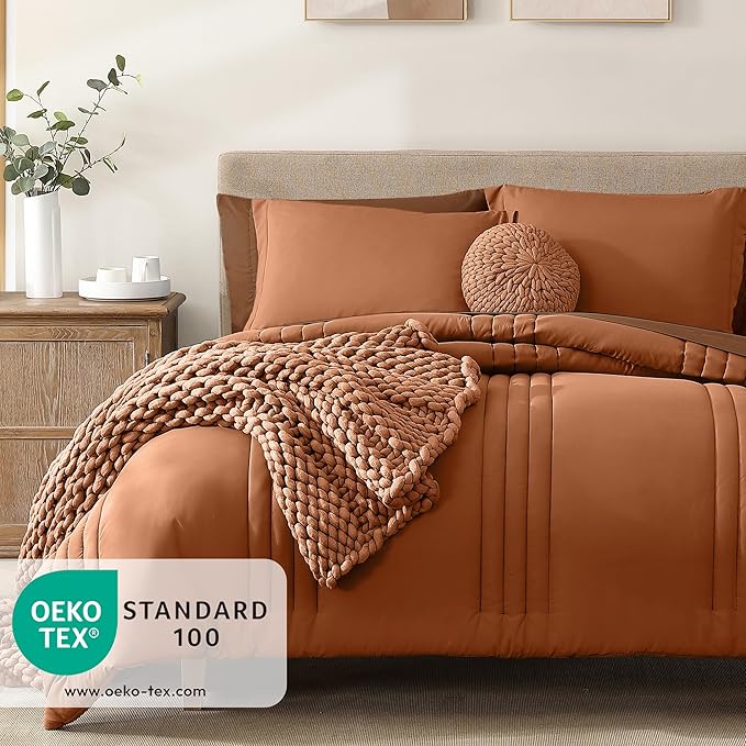 Monbix Full Comforter Set - Image 3