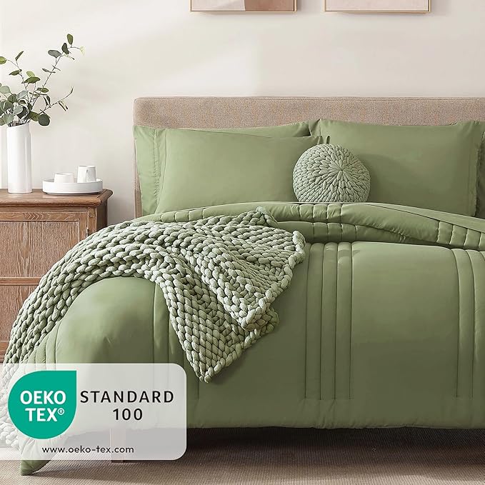 Monbix Full Comforter Set - Image 2