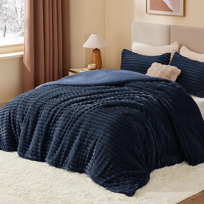 BEDELITE Fleece Oversized Queen Comforter Set -Super Soft & Warm Fluffy Navy - Image 2