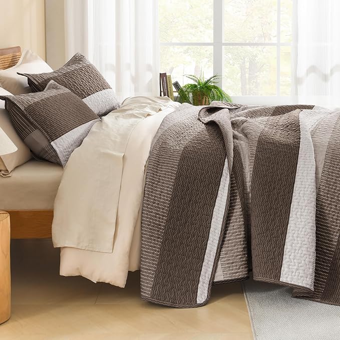 Litanika California King Quilt Set Brown - Image 2
