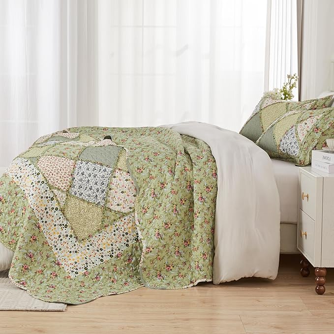 Oversized King Size Green Floral Plaid Patchwork Quilt Set 128x120 Extra Wide - Image 4