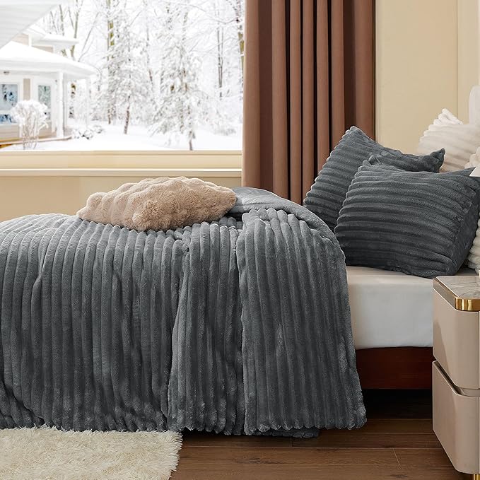 BEDELITE Fleece Queen Comforter Set -Super Soft & Warm Fluffy Grey Bedding - Image 4