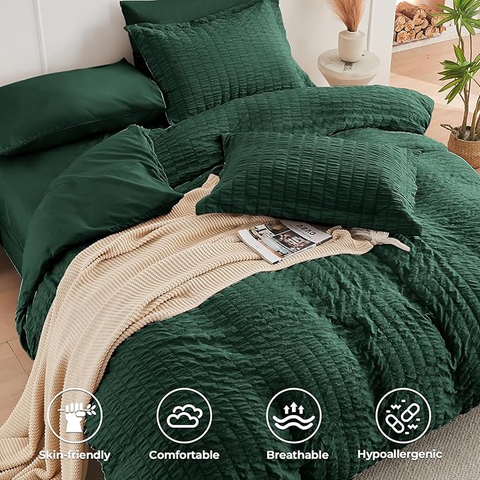 HYMOKEGE Emerald Green Queen Comforter Set Seersucker 7 Pieces, All Season - Image 3