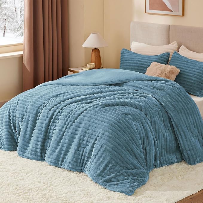 BEDELITE Fleece Full Comforter Set -Super Soft & Warm Fluffy Blue Fog Bedding - Image 2