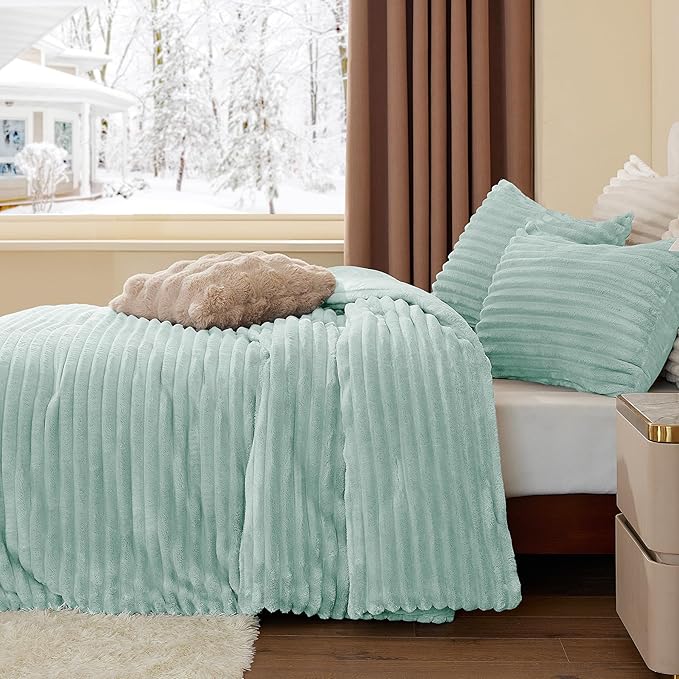 BEDELITE Fleece King Comforter Set -Super Soft & Warm Fluffy Light Green Bedding - Image 4