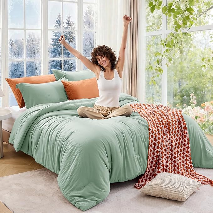 MUXHOMO King Size Comforter Set, All Season Ultra Soft Down Alternative Bedding - Image 4