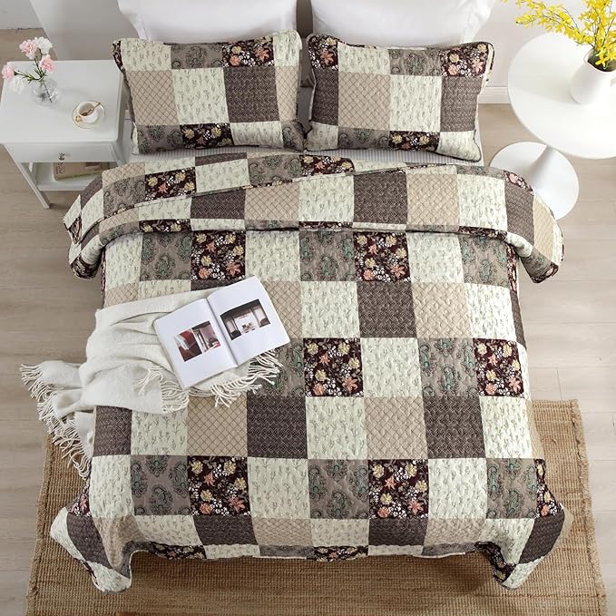 Xruibed Floral Plaid Patchwork Fall Quilt Set Queen Size 3 Pieces Taupe Beige - Image 3