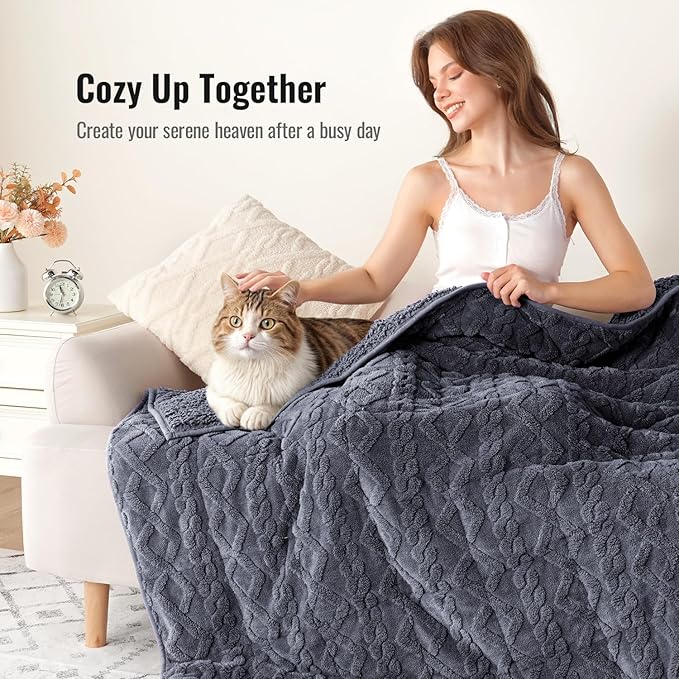 Uttermara Jacquard Weighted Blankets - Image 4