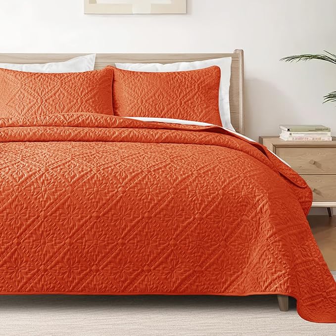 Exclusivo Mezcla California King Quilt Bedding Set, Lightweight Soft Bedspreads by ExclusivoMezcla