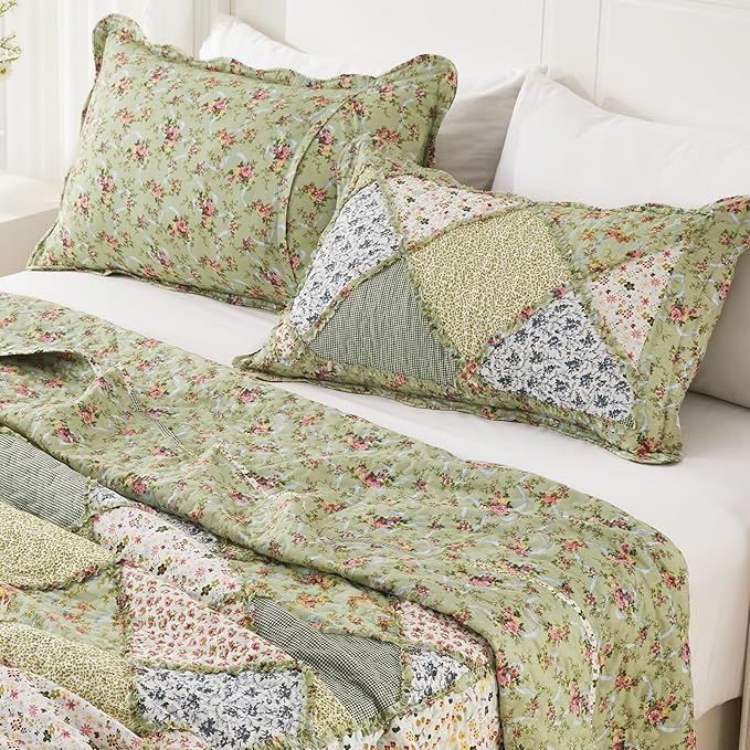 Oversized King Size Green Floral Plaid Patchwork Quilt Set 128x120 Extra Wide - Image 5