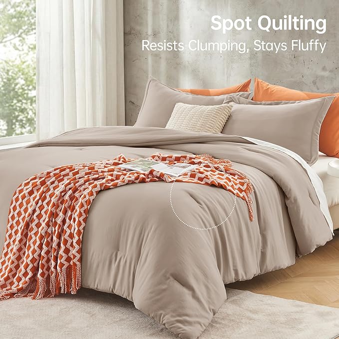 MUXHOMO Full Comforter Sets, All Season Ultra Soft Down Alternative Bedding - Image 5