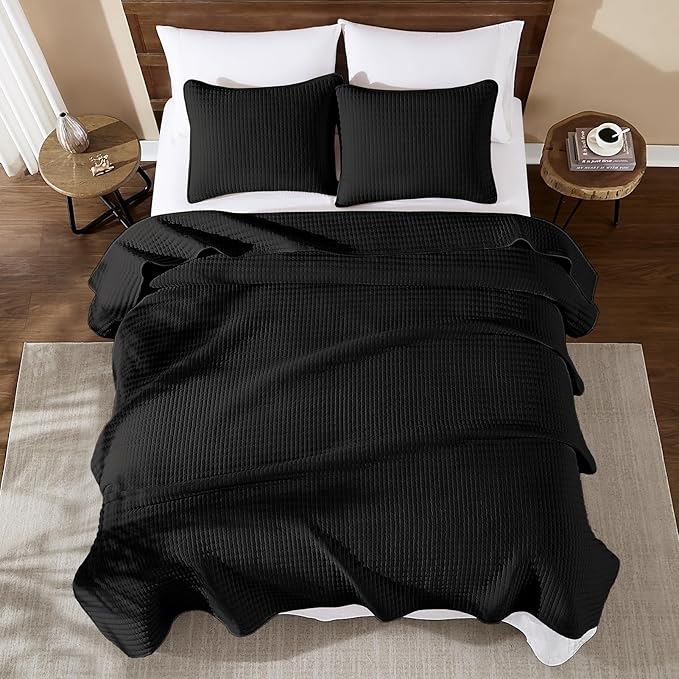 WRENSONGE Queen Quilt-3 Pieces Lightweight Bedspreads Black Queen Size Quilt - Image 4