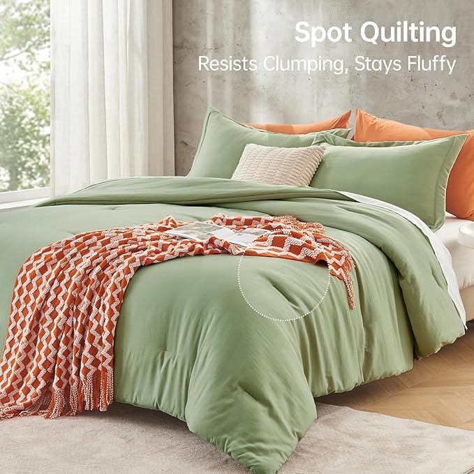 MUXHOMO Green Oversized Queen Comforter Sets, All Season Ultra Soft Down - Image 5