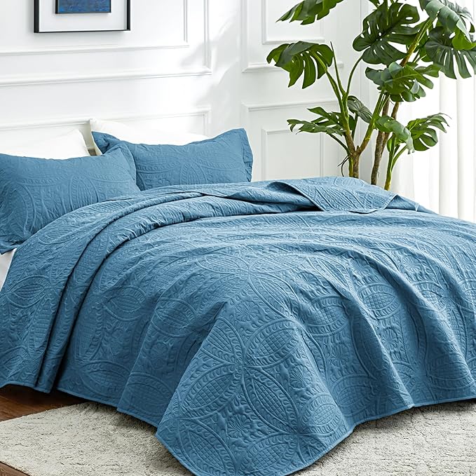 Love's cabin California King Size Quilt Bedding Set Misty Blue Bedspreads - Image 2