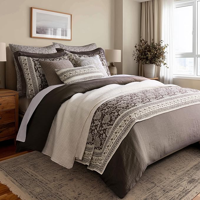 Levtex Home Adare Cocoa Reversible Full/Queen Quilt Set and 2 Pillow Shams - Image 3