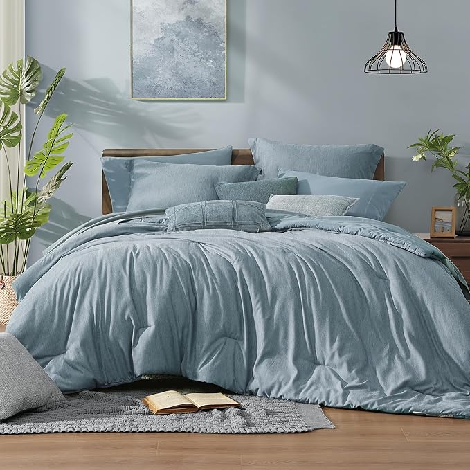 Monbix Queen Comforter Set by Monbix