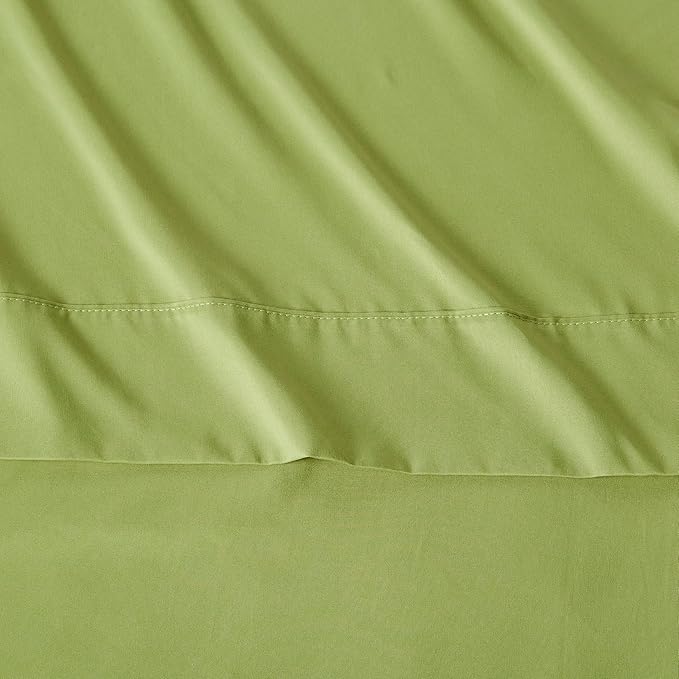 Amazon Basics Lightweight Microfiber 4-Piece Bed Sheet Set, Oliver Light - Image 4