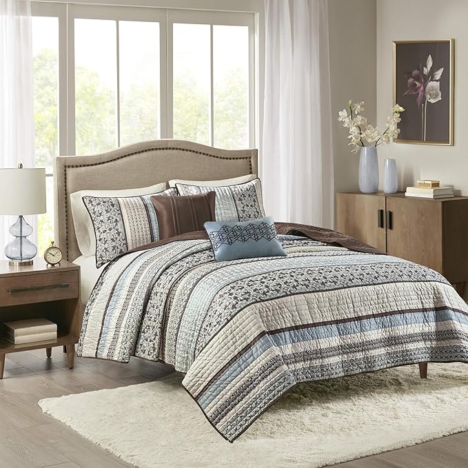 Madison Park Quilt Set Luxurious Jacquard Stripes Design by MADISONPARK