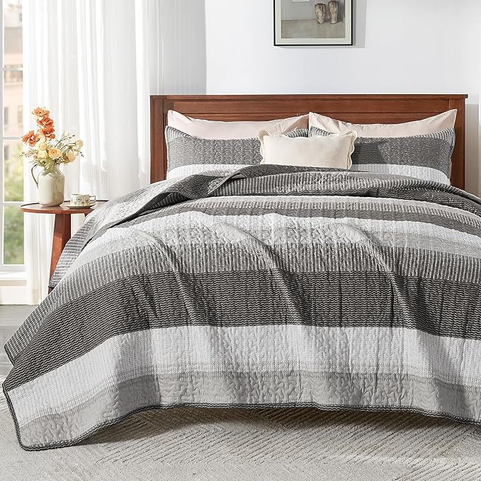 Andency California King Quilt Set by Andency