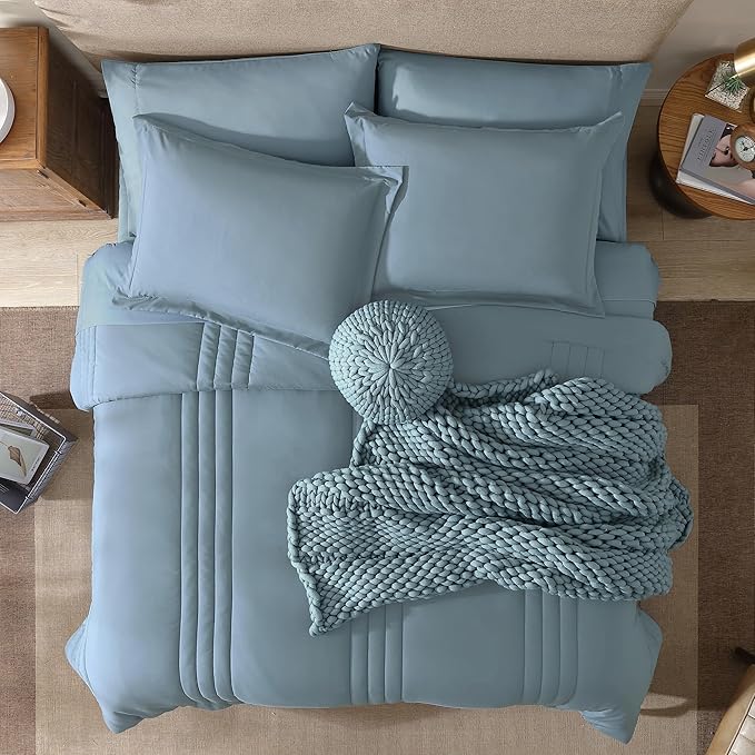 Monbix Queen Comforter Set - Image 5