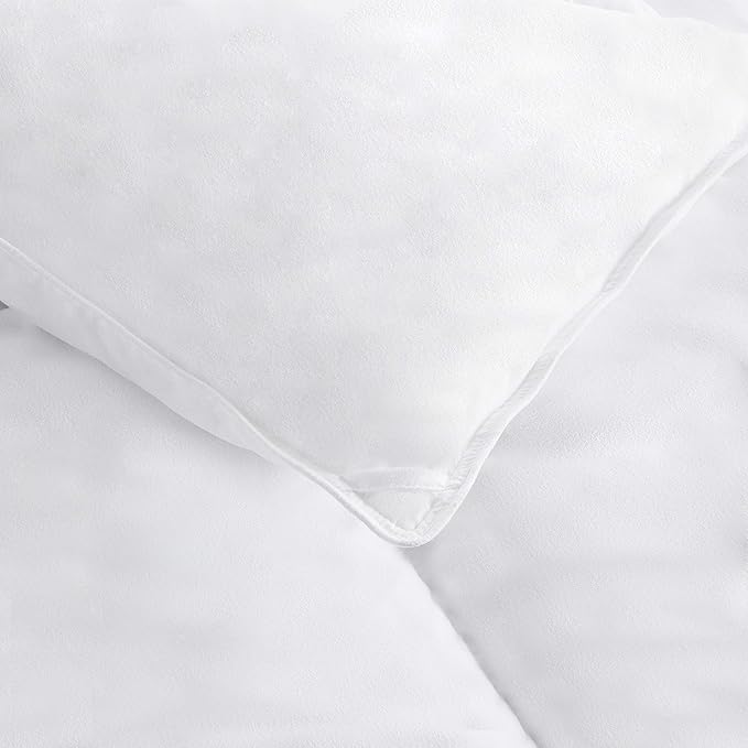 Amazon Basics White Down Alternative Comforter and Duvet Insert - Image 3