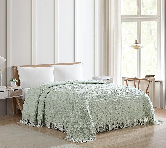 Beatrice Home Fashions Medallion Chenille Bedspread, Twin, Sage