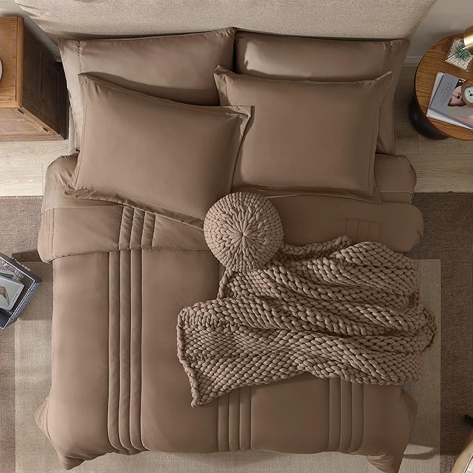 Monbix Queen Comforter Set - Image 5