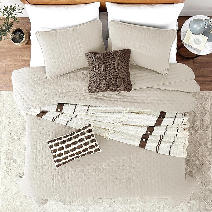 ROARINGWILD Beige Queen Size Quilt Bedding Set - Image 2