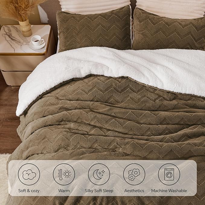 BEDELITE Fluffy Queen Comforter Set - Image 6