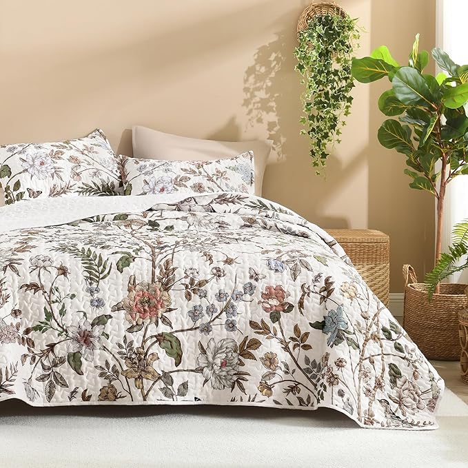 Litanika Floral White Quilt Queen Size by Litanika
